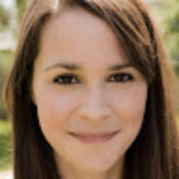 Meet your Posher, Danielle - Picture 1 of 1